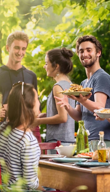 Outdoor eating & BBQ