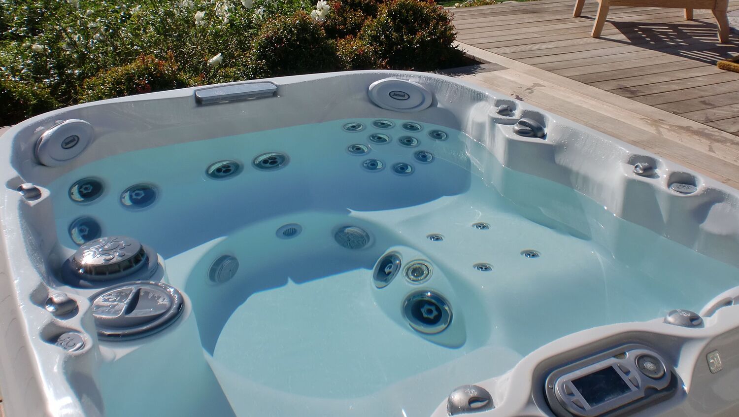 Jacuzzi